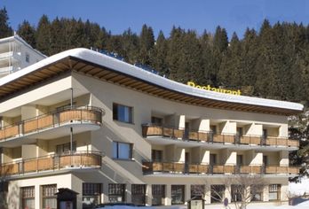 Hotel, Hotel Strela