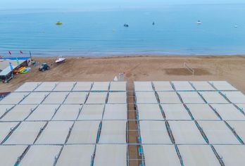 Hotel, Dream World Palace