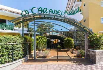 Hotel, La Carabela
