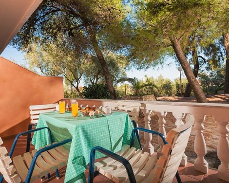 Alykes Park Bungalows & Apartments-3