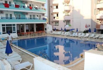 Hotel, Mesut