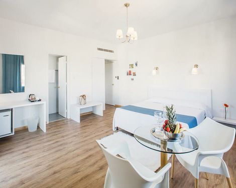 Mikes Kanarium City Hotel-0