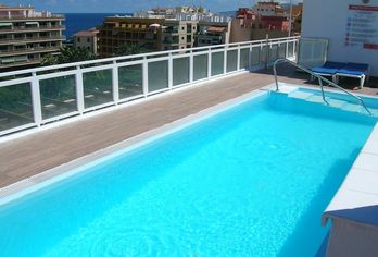 Hotel, Hotel Tropical