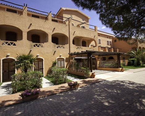 Blu Hotel Laconia Village-3