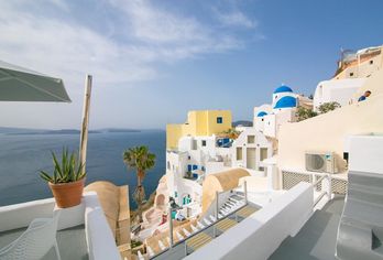 Hotel, Vogue Suites