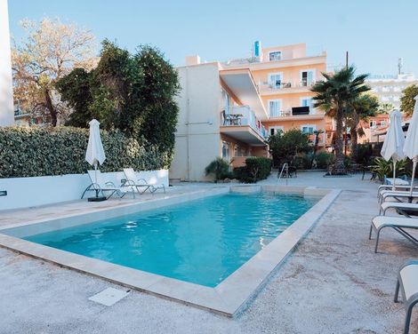 Hotel Morlans Garden-2