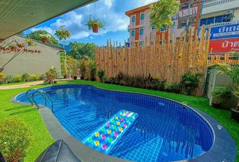 Hotel, Noble Guest House