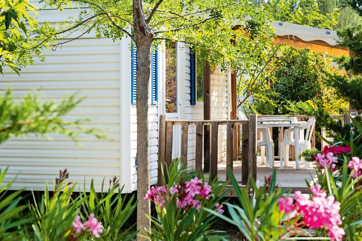 Idyllisches Häuschen in der Natur