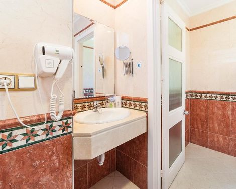 Globales Reina Cristina-0