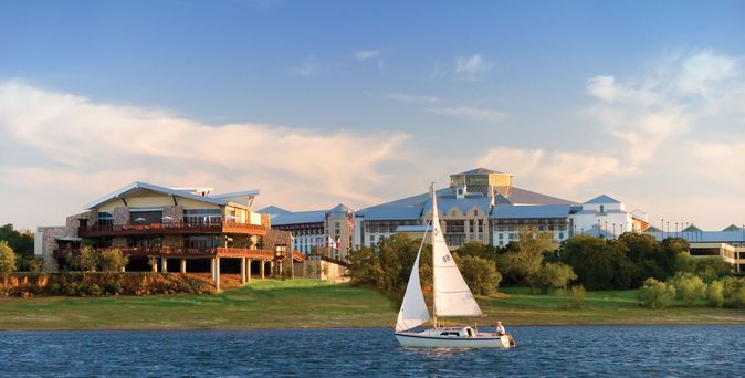  Gaylord Texan on Lake Grapevine