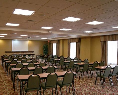 Hampton Inn & Suites Fredericksburg-4