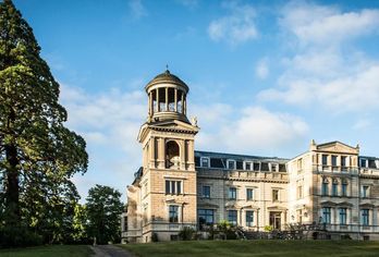 Schloss mit Park Kaarz