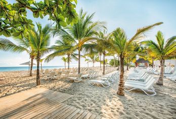 Hotel, Viva Heavens by Wyndham, A Trademark All Inclusive