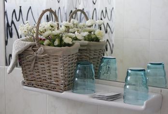 Hotel, 4 Dreams Hotel