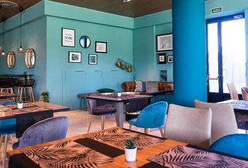 Hotel, Hotel Táctica