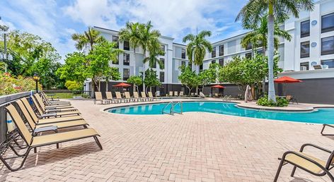 Holiday Inn St. Petersburg West