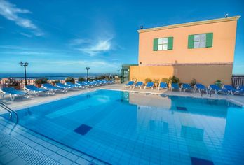 Hotel, Vivaldi Hotel