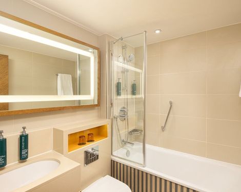 DoubleTree by Hilton Hotel London - Hyde Park-0