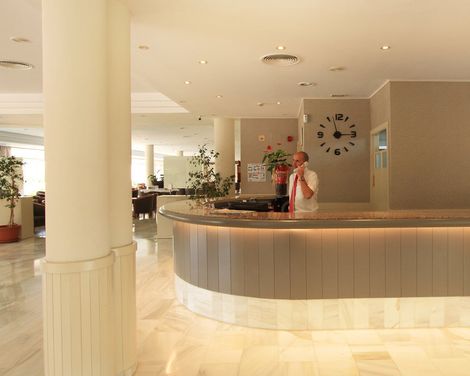 Hotel Garbí Cala Millor-4