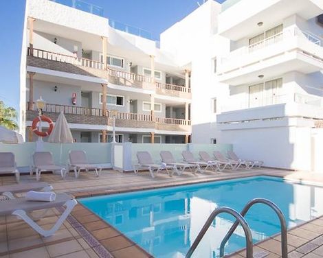 Apartamentos LIVVO Tarahal-1