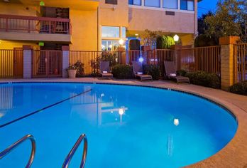 Hotel, Best Western Plus Inn of Hayward
