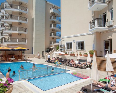 Riviera Hotel & Spa-0