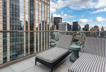 The Draper New York, Tapestry Collection by Hilton