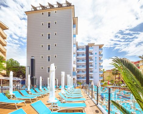 Club Big Blue Suite Hotel-2