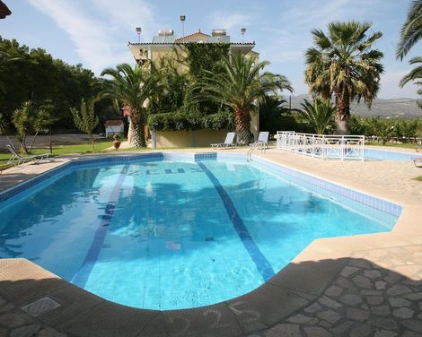 Zeus Studios & Apartments-1