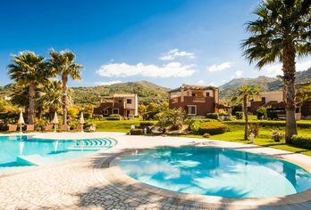 Alcantara Resort