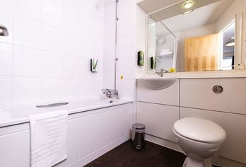 Hotel, Riverside Hotel Coleraine