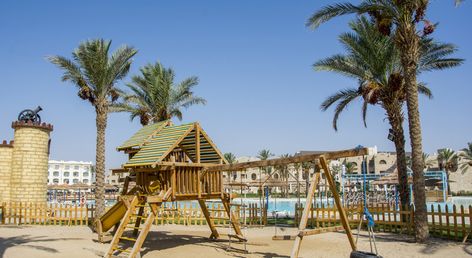 Royal Lagoons Aqua Park Resort & Spa