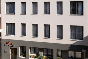 Hotel, Thess Residences