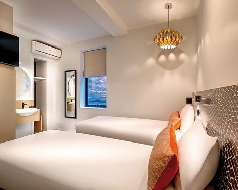 Batman’s Hill on Collins-2