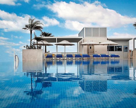 Grand Cosmopolitan Hotel-0