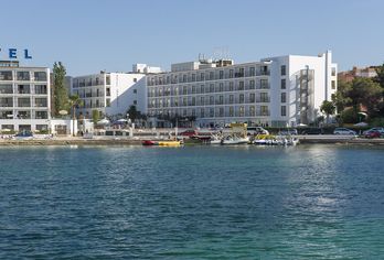 Hotel, Hotel Vibra S´Estanyol