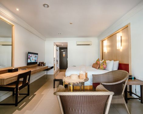Sawaddi Patong Resort & Spa by Tolani-0