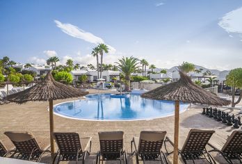 Hotel, Jardines del Sol