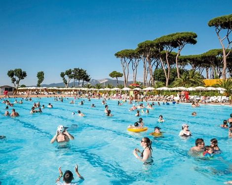 HU Park Albatros Village by Happy Camp-3