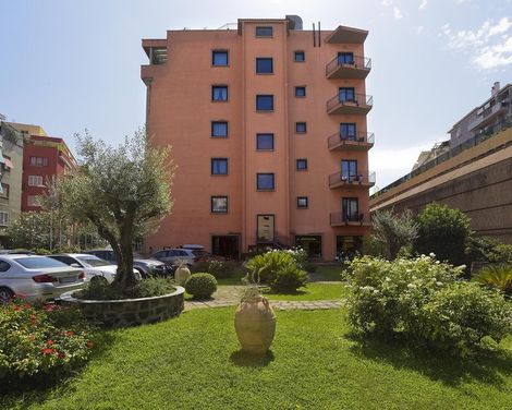 Grand Hotel Tiberio-4