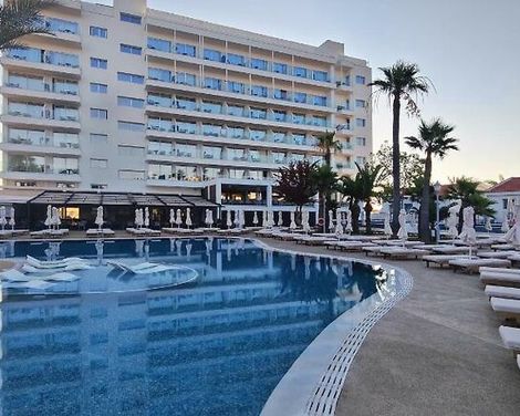 Bohemian Gardens Hotel-3