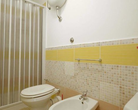 B&B A Due Passi Dal Centro-4