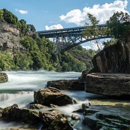 Niagarafälle American Rapids Bridge
