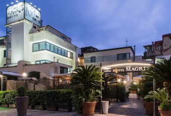 Hotel, Magri's Hotel