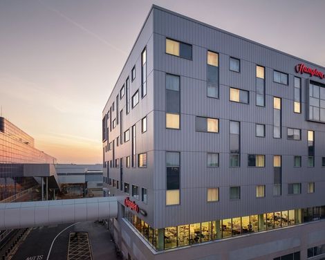 Hampton by Hilton London Gatwick Airport-1