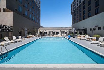 DoubleTree by Hilton Denver Cherry Creek