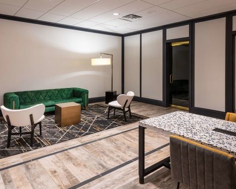 DoubleTree by Hilton Newark Penn Station-3