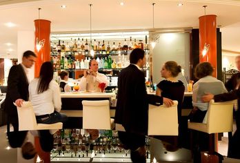 Hotel, Hospederia La Casa