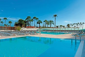 Hotel, HL Miraflor Suites Hotel