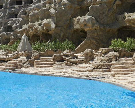 Caves Beach Resort-1